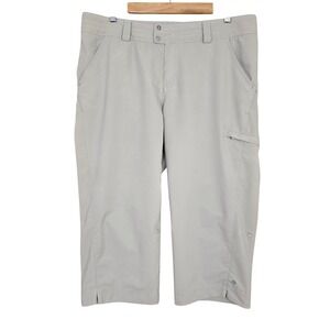 Columbia Women's Fossil Tan Hiking Cargo Capris Omni-Shade UPF 30 14